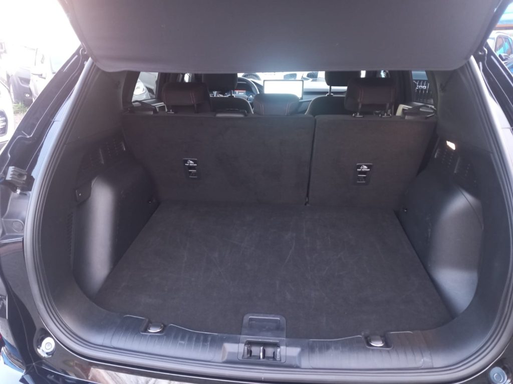 FORD Kuga 2.5 Full Hybrid 180 CV CVT 2WD ST-Line - 12