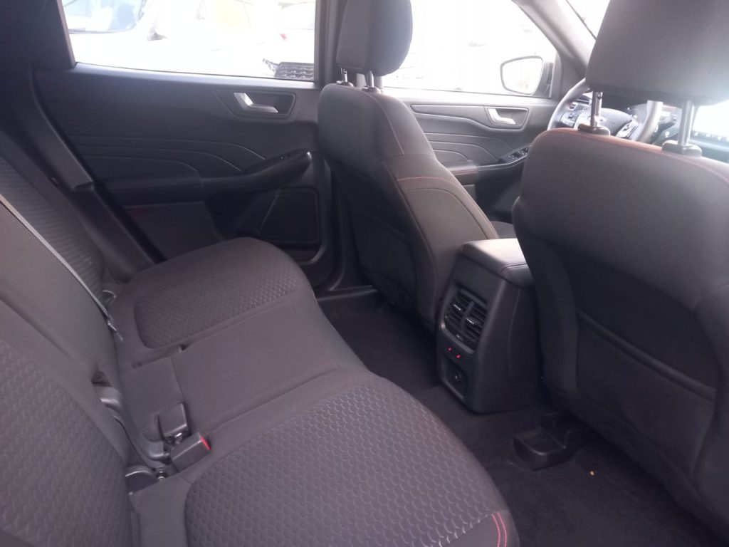 FORD Kuga 2.5 Full Hybrid 180 CV CVT 2WD ST-Line - 16