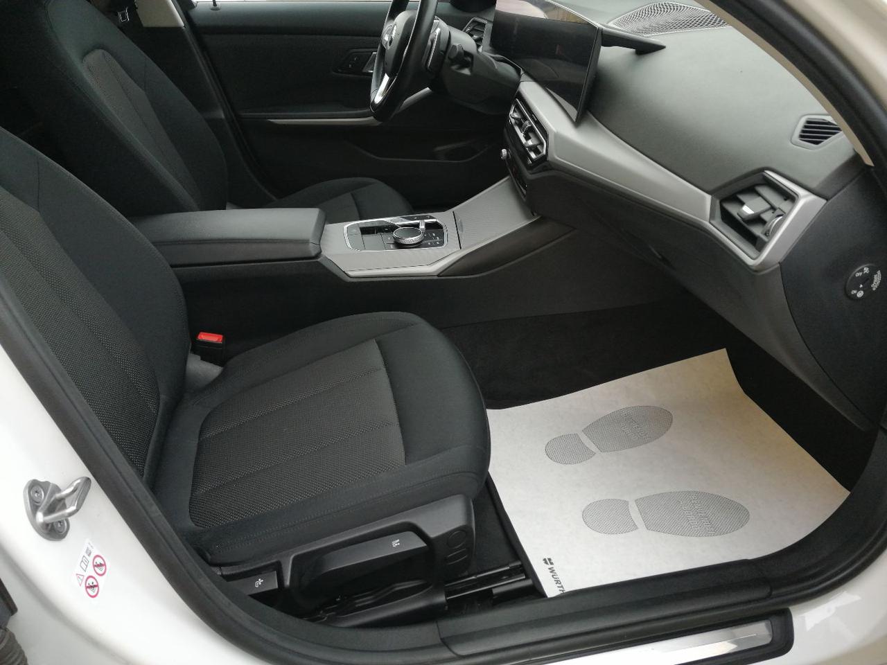 BMW 318 d 48V Touring Business Advantage - 9