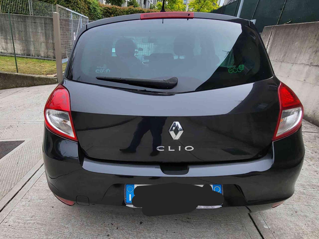 RENAULT Clio 1.2 16V 5 porte Dynamique - 6