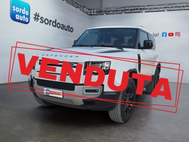 LAND ROVER Defender Bianco pastello