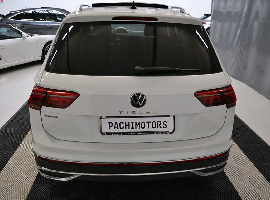 VOLKSWAGEN Tiguan Allspace 2.0 TDI SCR DSG Elegance 7 Posti-Tetto-IQ LIGHT ** - 19