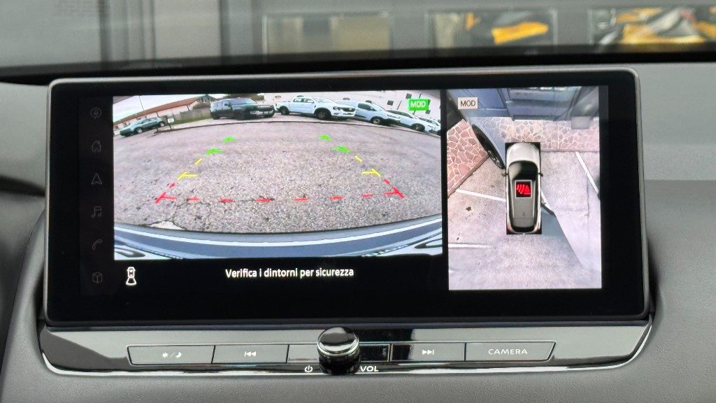 NISSAN Qashqai MHEV 140 CV N-Connecta - 12