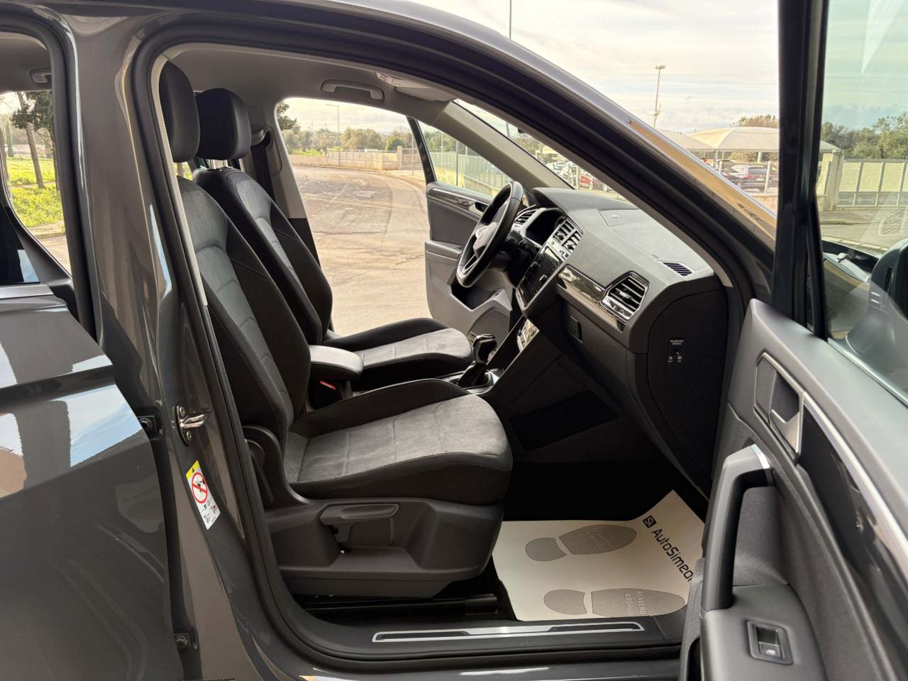 VOLKSWAGEN Tiguan 2.0 TDI 150 CV SCR DSG Elegance VIRTUAL - 9