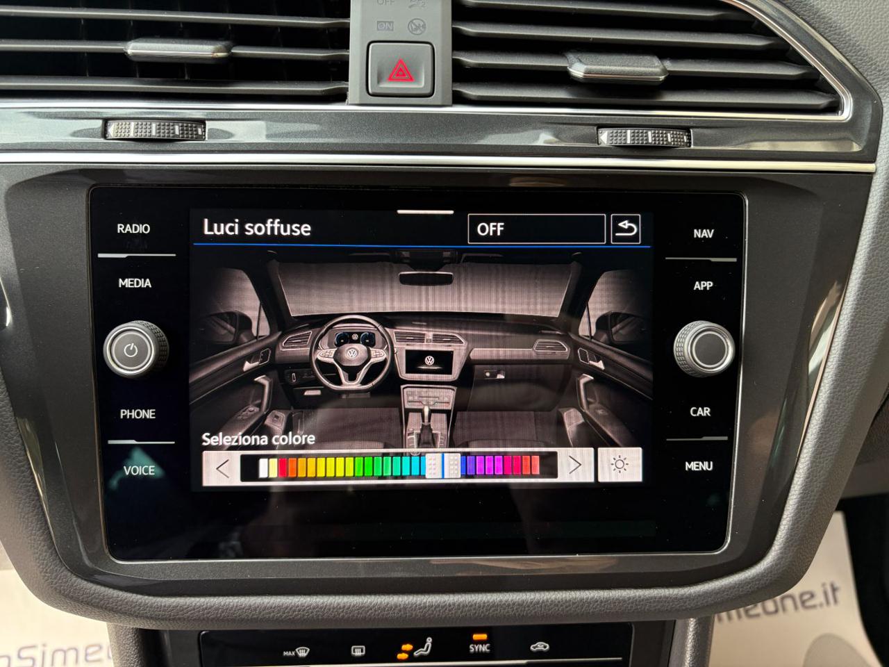 VOLKSWAGEN Tiguan 2.0 TDI 150 CV SCR DSG Elegance VIRTUAL - 16