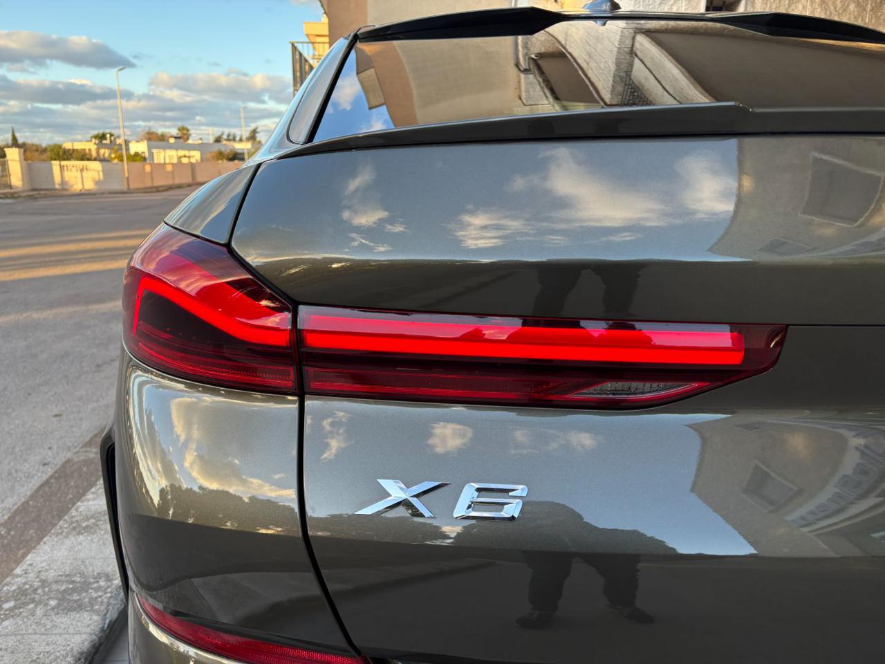 BMW X6 xDrive30d 48V Msport CERCHI DA 22. - 56