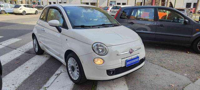 FIAT 500 Bianco pastello