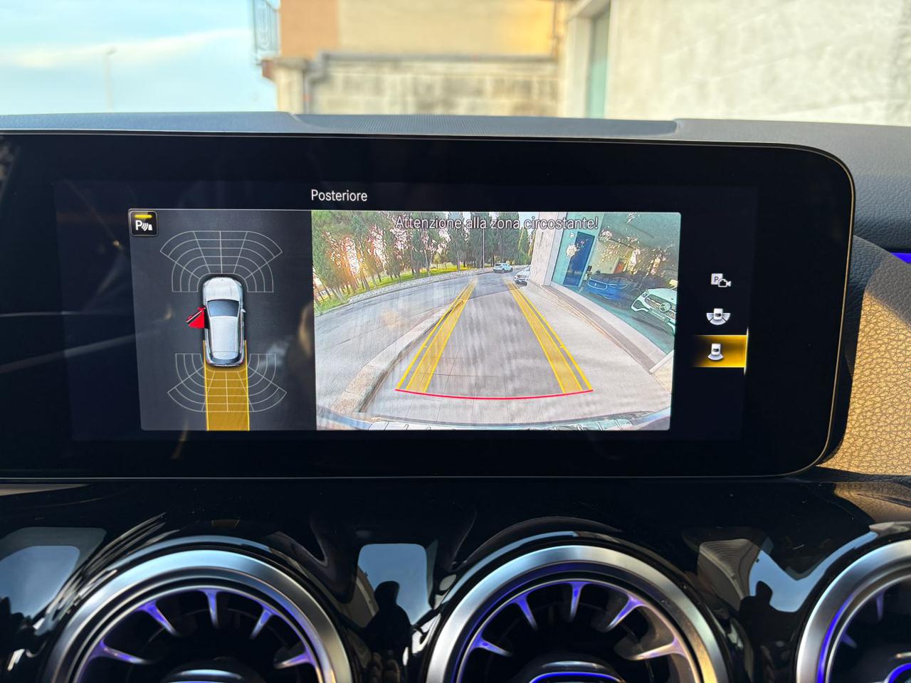 MERCEDES-BENZ GLA 200 d Automatic Sport Plus - 30