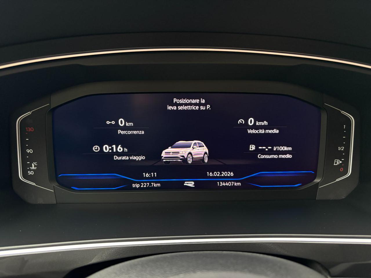 VOLKSWAGEN Tiguan 2.0 TDI 150 CV SCR DSG 4MOTION R-Line - 33