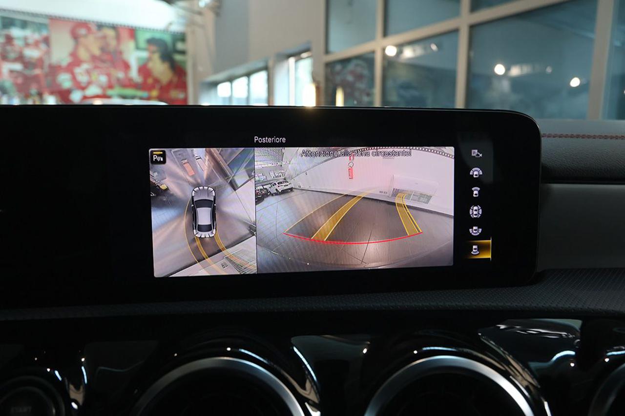 MERCEDES-BENZ CLA 220 d Automatic Premium AMG - 24