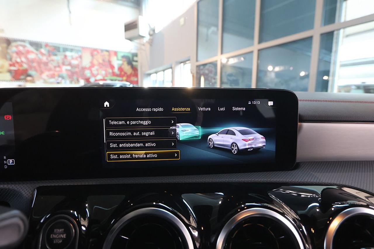 MERCEDES-BENZ CLA 220 d Automatic Premium AMG - 32