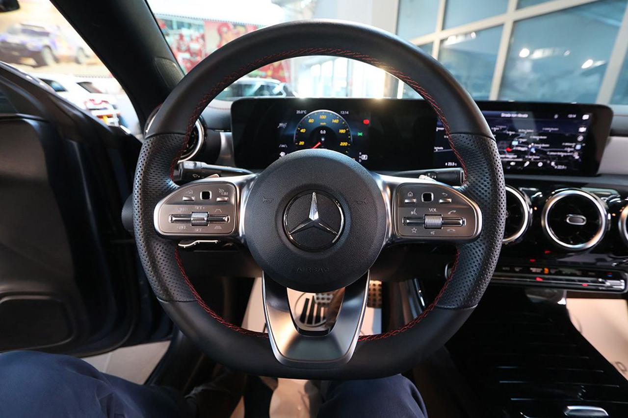 MERCEDES-BENZ CLA 220 d Automatic Premium AMG - 20