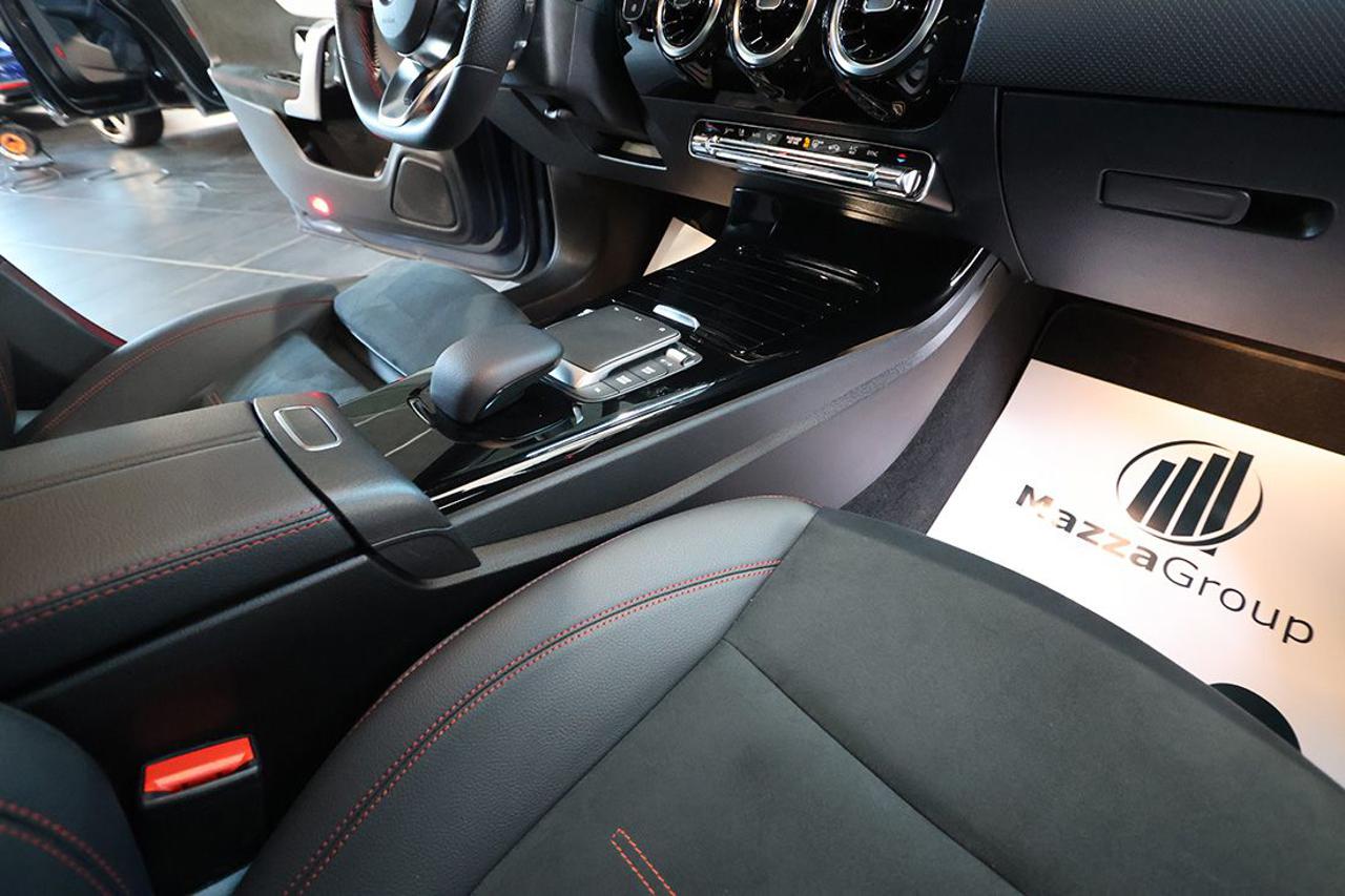 MERCEDES-BENZ CLA 220 d Automatic Premium AMG - 36