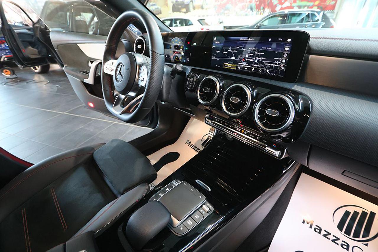 MERCEDES-BENZ CLA 220 d Automatic Premium AMG - 37