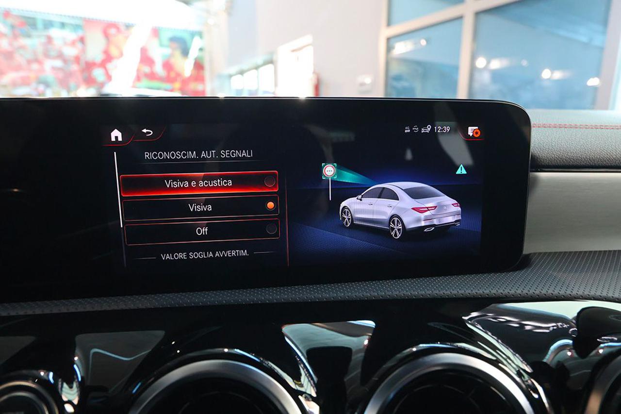 MERCEDES-BENZ CLA 220 d Automatic Premium AMG - 28