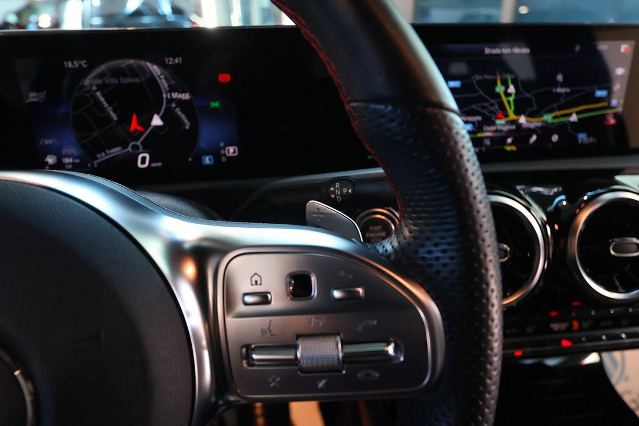 MERCEDES-BENZ CLA 220 d Automatic Premium AMG - 21