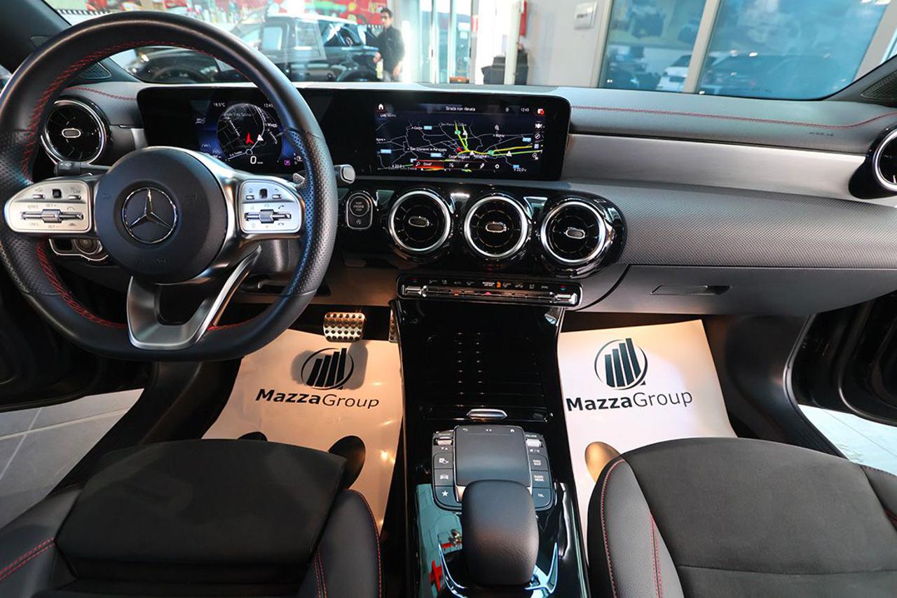 MERCEDES-BENZ CLA 220 d Automatic Premium AMG - 32