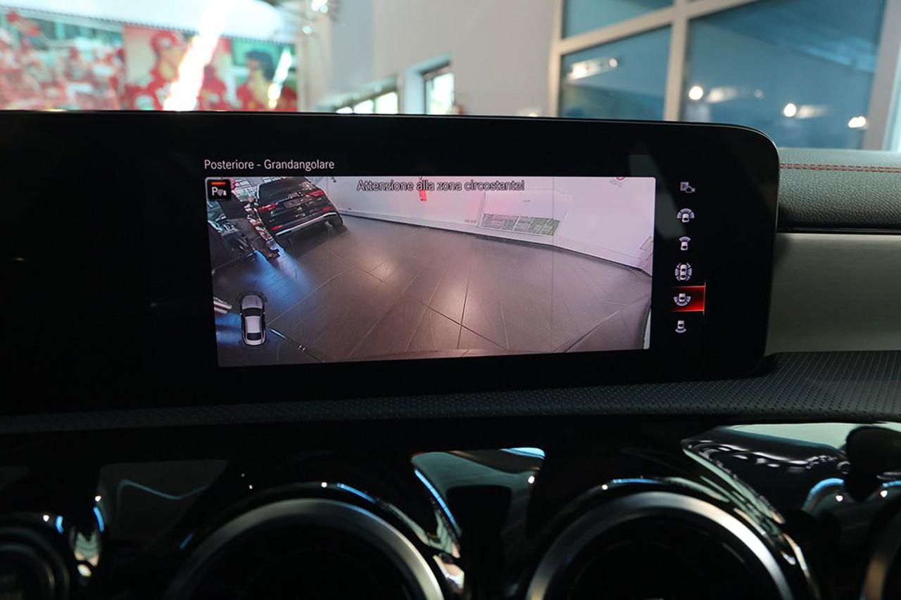 MERCEDES-BENZ CLA 220 d Automatic Premium AMG - 24