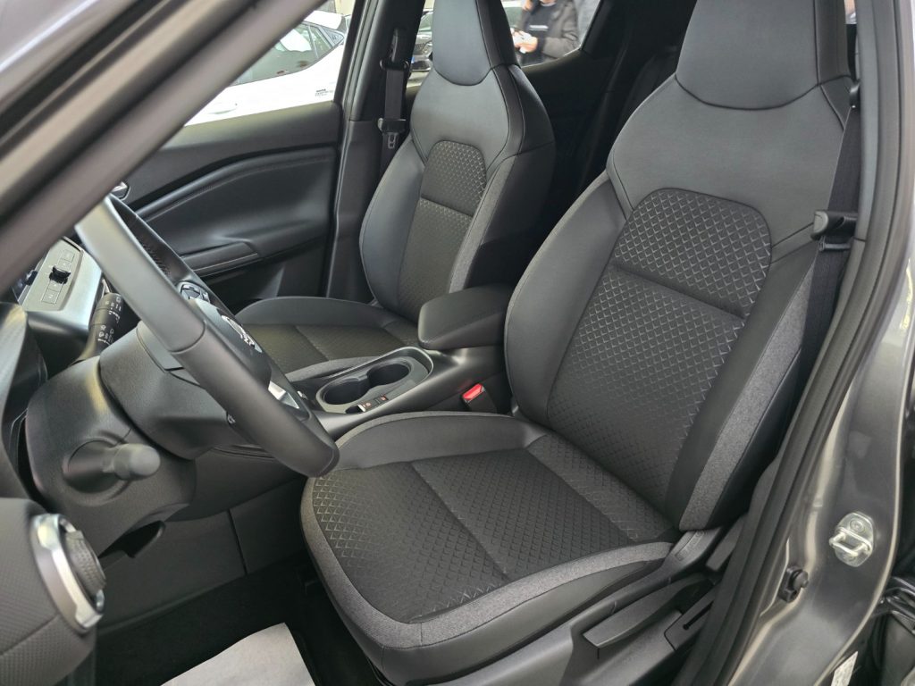 NISSAN Juke 1.0 DIG-T 114 CV N-Connecta - 23