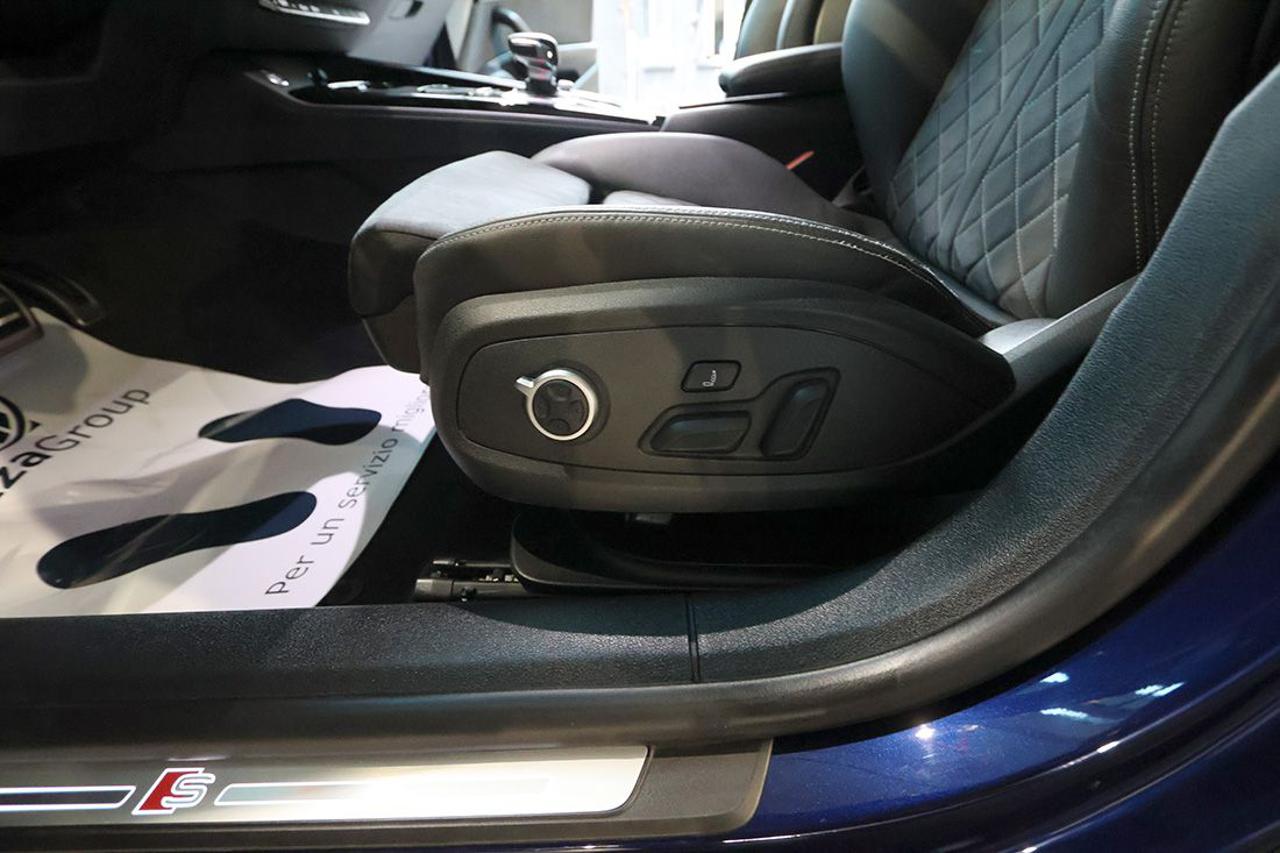 AUDI A5 40 TDI Sportback Quattro S-Tronic S-Line - 42
