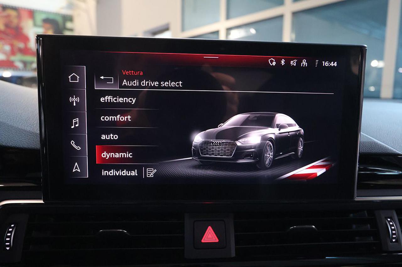 AUDI A5 40 TDI Sportback Quattro S-Tronic S-Line - 28