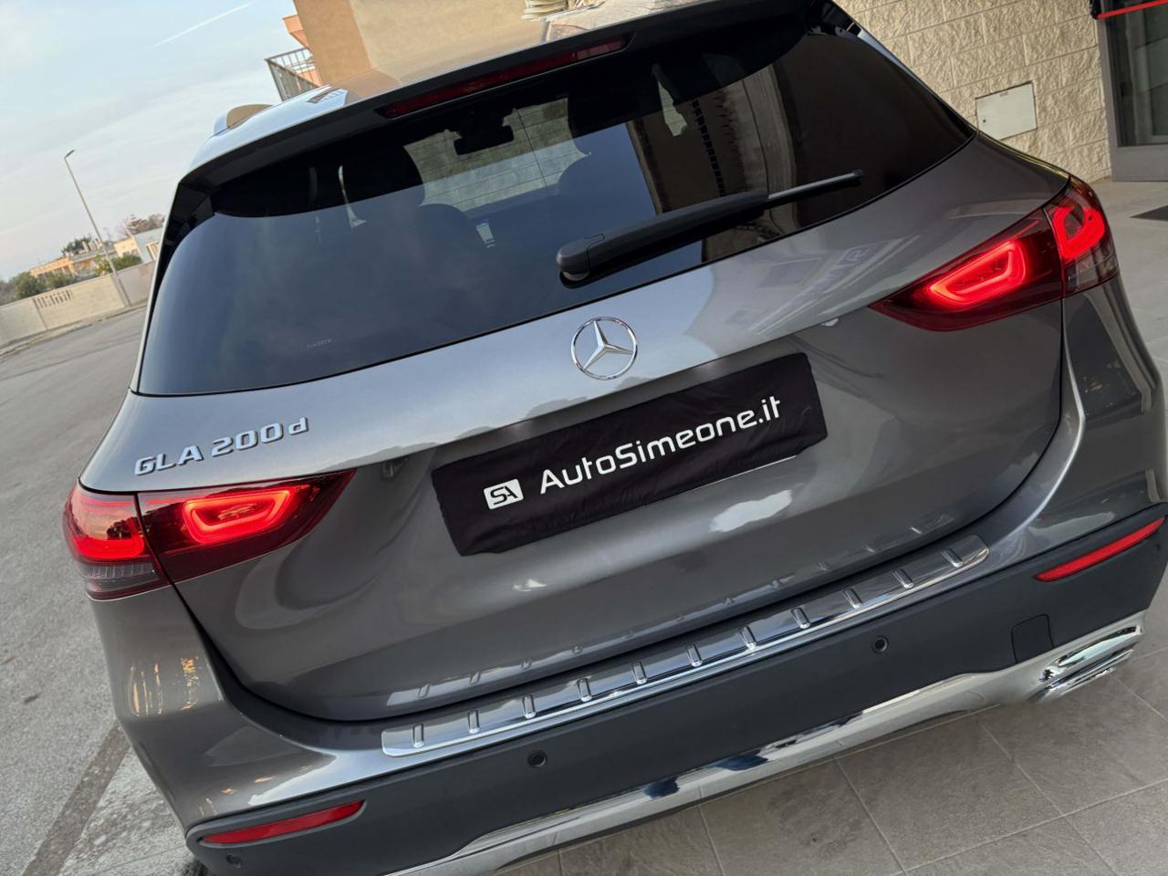 MERCEDES-BENZ GLA 200 d Automatic Sport Plus - 40