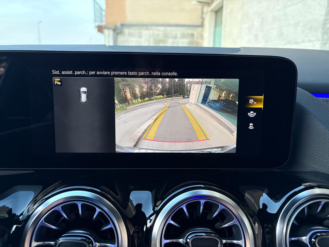 MERCEDES-BENZ GLA 200 d Automatic Sport Plus - 26