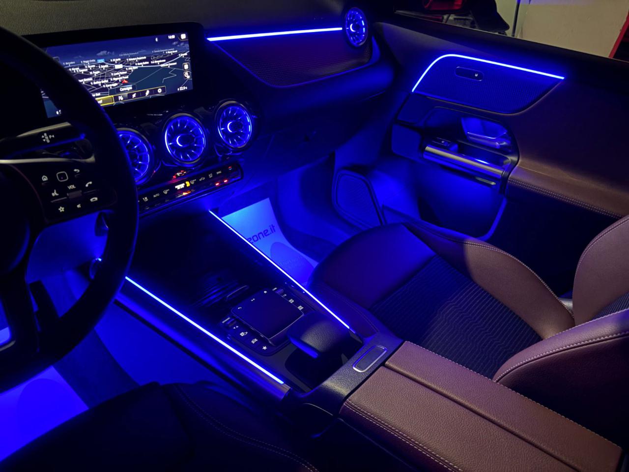 MERCEDES-BENZ GLA 200 d Automatic Sport Plus - 37