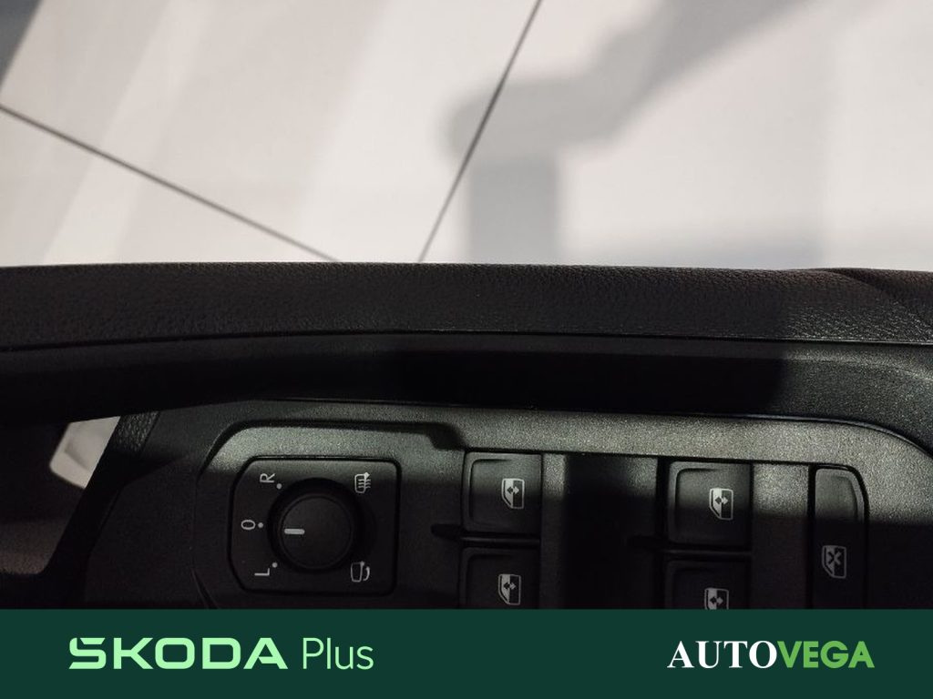 SKODA Karoq 1.0 tsi selection 115cv - 7