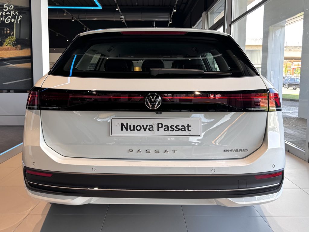 VOLKSWAGEN Passat 1.5 tsi ehybrid business 204cv dsg - 4