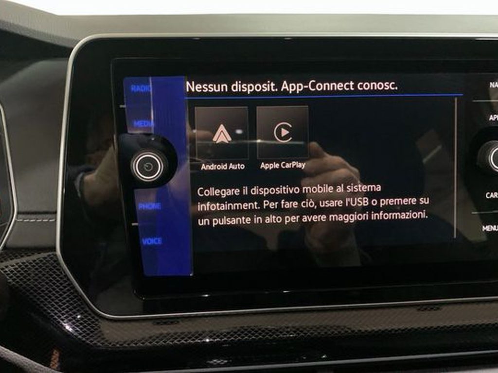 VOLKSWAGEN T-Cross Nuova T-Cross R-Line Plus 1.0 TSI 85 kW (115 CV) M - 11