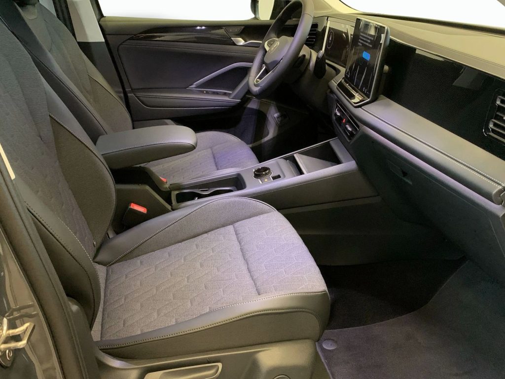 VOLKSWAGEN Tiguan Nuova Tiguan Edition Plus 1.5 eTSI ACT 110 kW (150 - 6