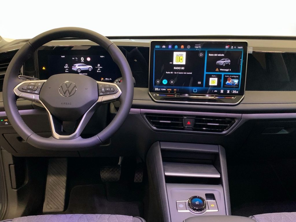 VOLKSWAGEN Tiguan Nuova Tiguan Edition Plus 1.5 eTSI ACT 110 kW (150 - 7