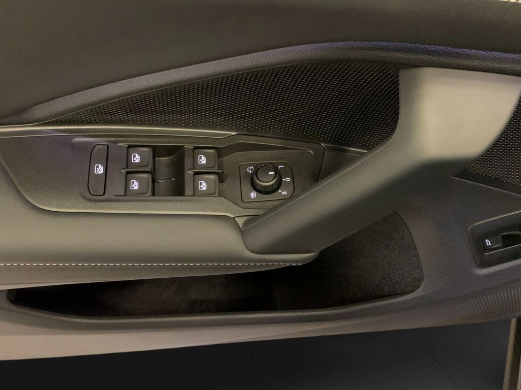 VOLKSWAGEN Tiguan Nuova Tiguan Edition Plus 1.5 eTSI ACT 110 kW (150 - 17