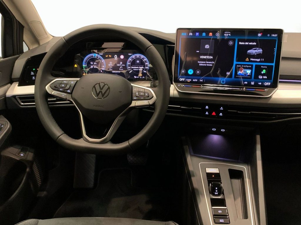 VOLKSWAGEN Golf Nuova Golf Edition Plus 1.5 TSI eHybrid 150 kW (20 - 8