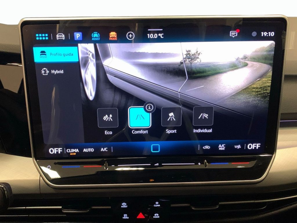 VOLKSWAGEN Golf Nuova Golf Edition Plus 1.5 TSI eHybrid 150 kW (20 - 18