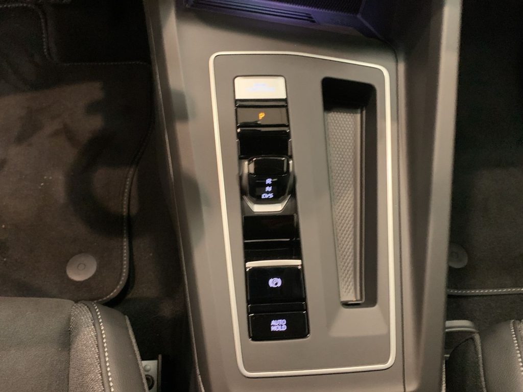 VOLKSWAGEN Golf Nuova Golf Edition Plus 1.5 TSI eHybrid 150 kW (20 - 20