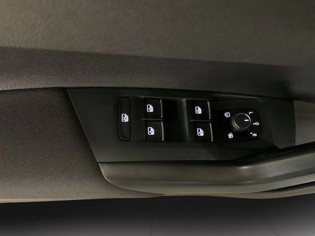 VOLKSWAGEN Polo Edition 50 1.0 TSI 70 kW (95 CV) DSG - 16