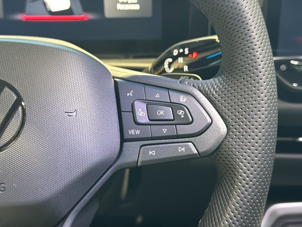 VOLKSWAGEN T-Roc 1.5 etsi r-line 150cv dsg - 19