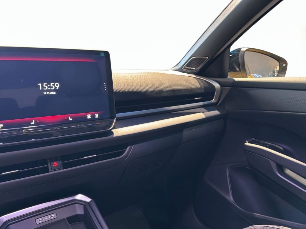 VOLKSWAGEN T-Roc 1.5 etsi r-line 150cv dsg - 20