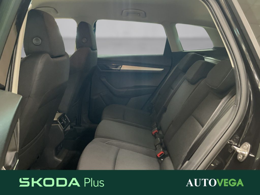 SKODA Karoq 2.0 tdi executive 115cv - 12