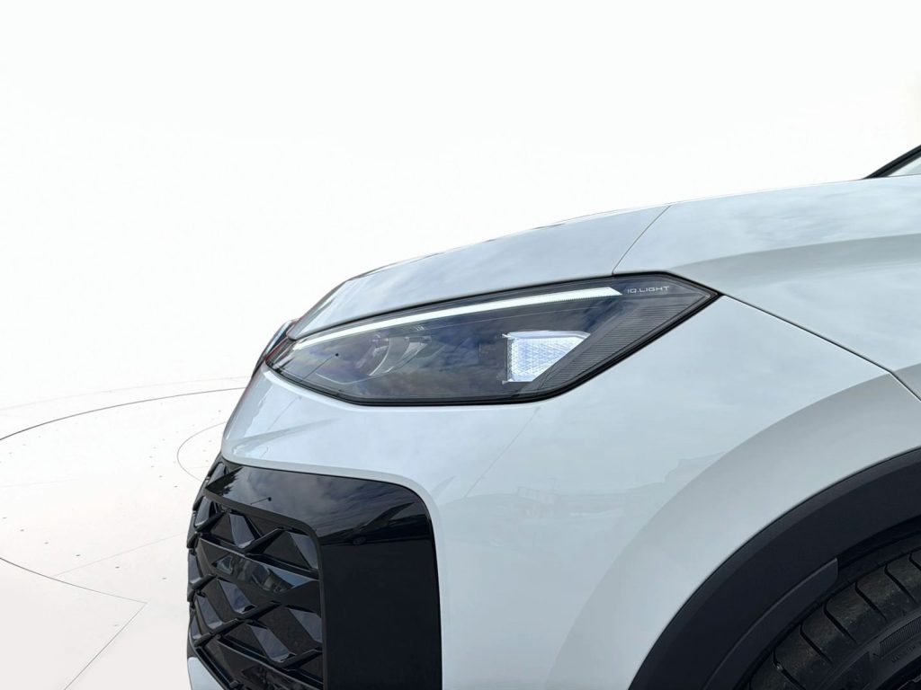 VOLKSWAGEN T-Roc 1.5 etsi r-line 150cv dsg - 22