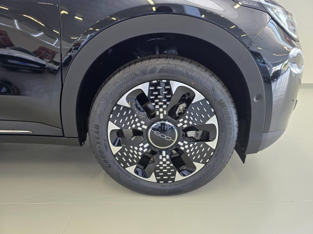 FIAT 600 Hybrid 100 CV DCT MHEV La Prima - 27