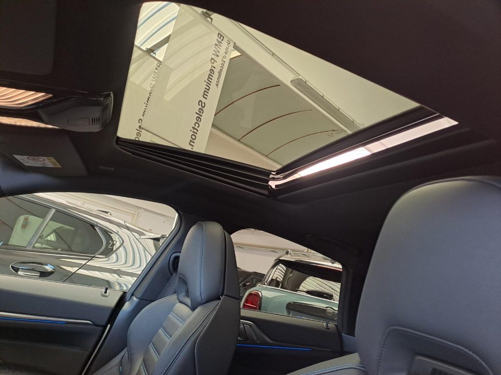 BMW i4 M50 Aut. + Tetto apr. - 8