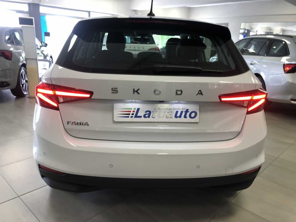 SKODA Fabia 1.0 MPI 80 CV Your Way - 8