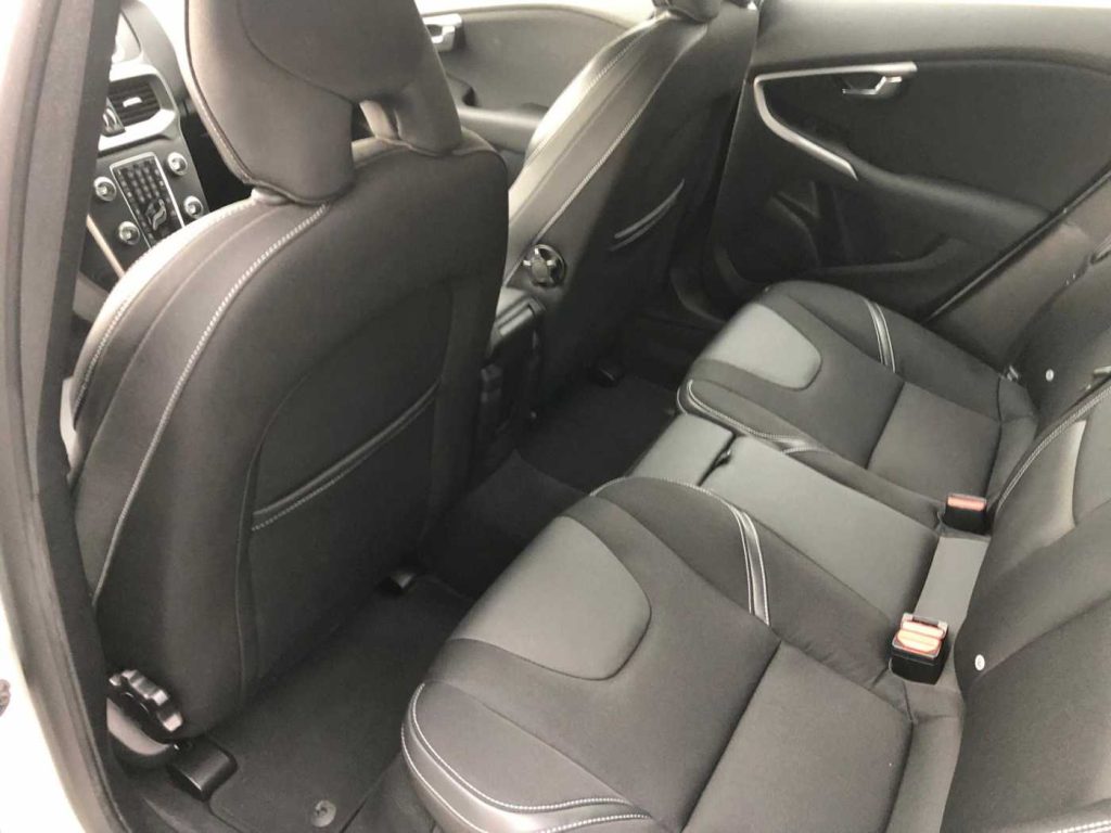 VOLVO V40 D2 Business Plus - 10