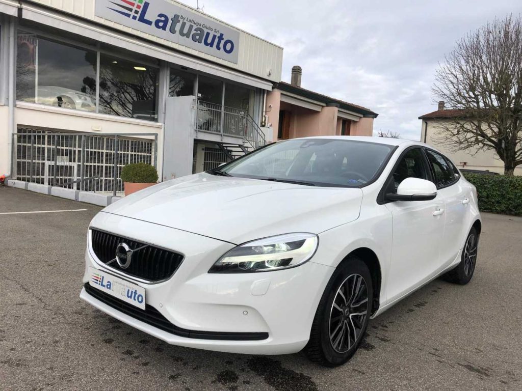 VOLVO V40 D2 Business Plus - 7