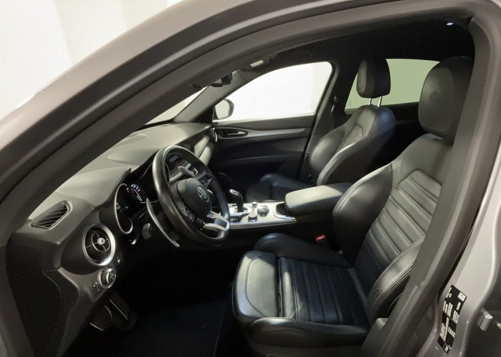 ALFA ROMEO Stelvio 2.2 d Q4 210 CV Veloce Automatic Aziendale - 13