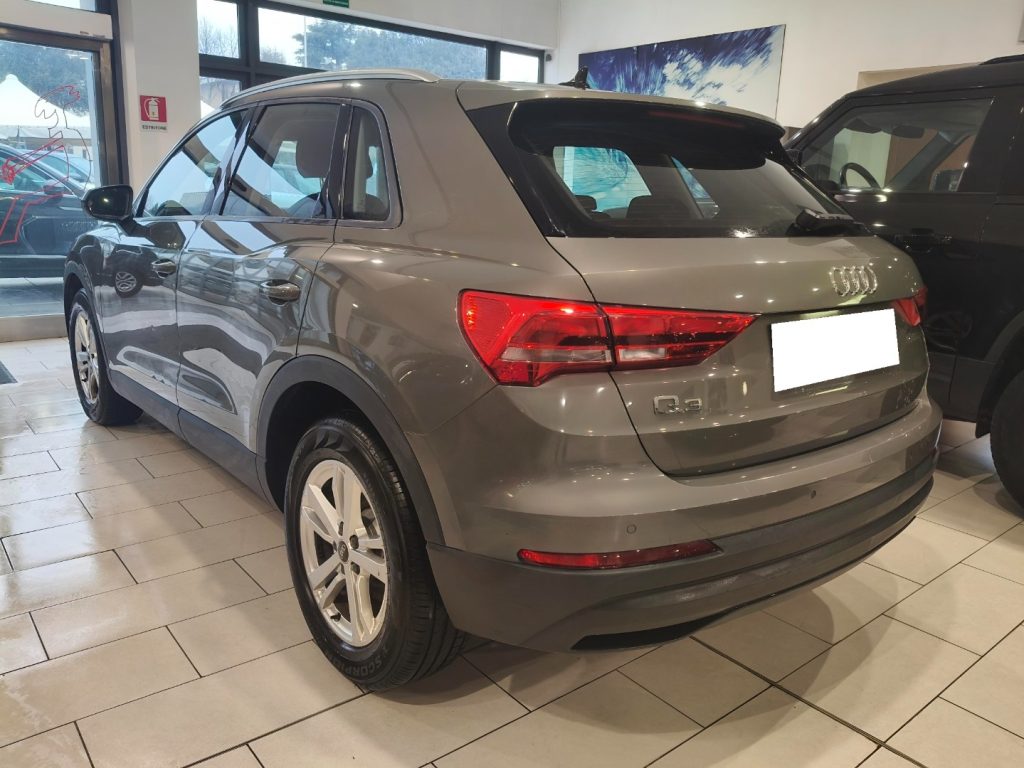 AUDI Q3 35 TDI S-tronic Quattro Advanced Aziendale - 4