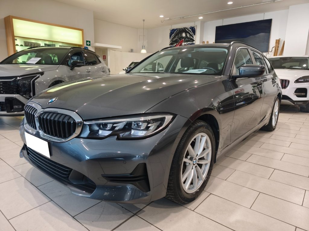 BMW 318 d Touring Aut. Advantage Mhev 48v Aziendale Navi - 3